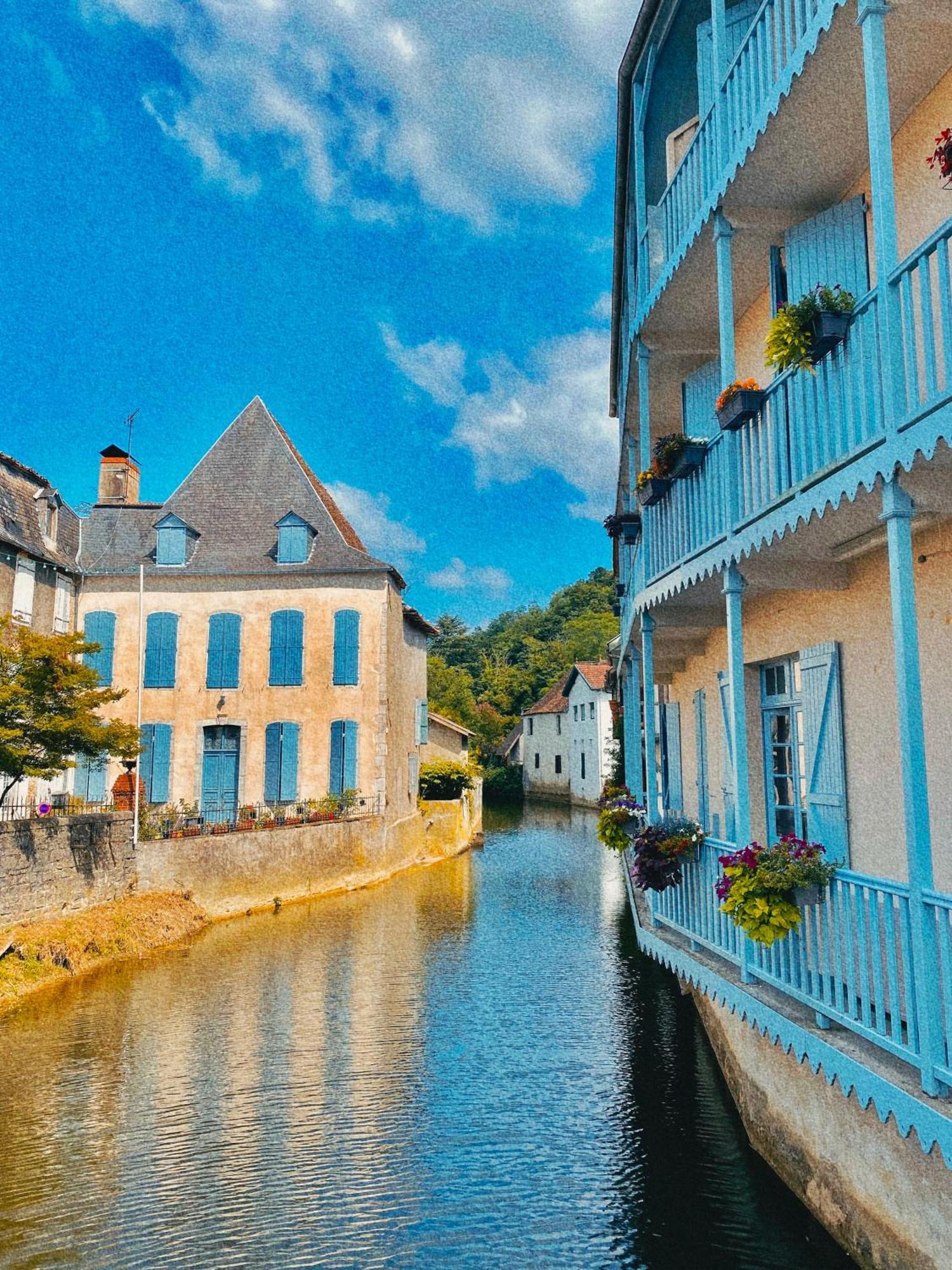 Agreable Petit Gite Avec Piscine Et Jardinet Salies-de-Béarn Dış mekan fotoğraf